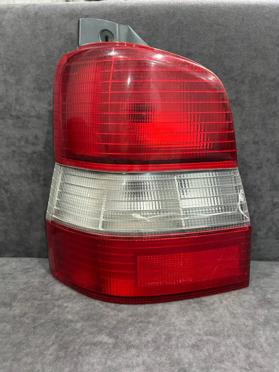 Задний левый стоп Mazda Demio DW3W - Автозапчасти (Запчасти) в Иркутск