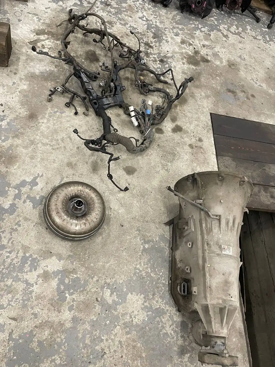 Двигатель 1UR-FSE в разбор - Автозапчасти (Запчасти) в Иркутск