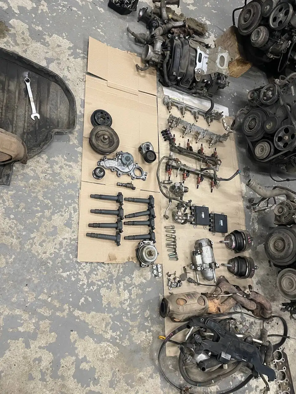 Двигатель 1UR-FSE в разбор - Автозапчасти (Запчасти) в Иркутск