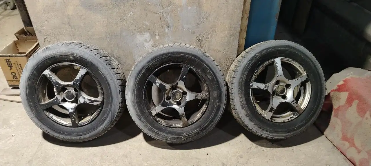 Продажа 3 дисков 4x100 185/70/14 зимних - Диски (Запчасти) в Ангарск