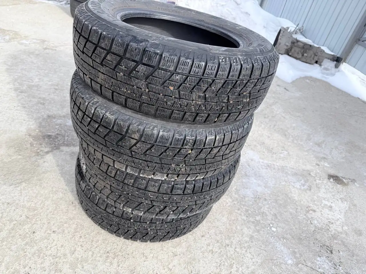 Японская резина 195/65R15 2022 года - Шины и диски (Запчасти) в Иркутск