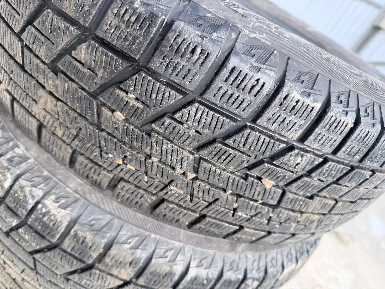 Японская резина 195/65R15 2022 года - Шины и диски (Запчасти) в Иркутск