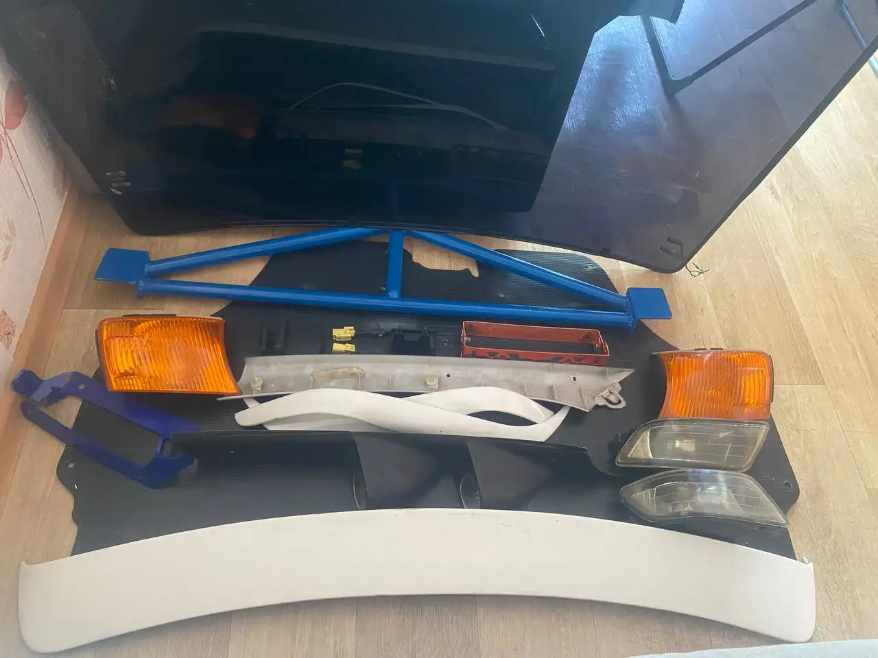 Запчасти на TOYOTA CHASER JZX100 и разбор Toyota Camry sv40 - Автозапчасти для иномарок (Запчасти) в Иркутск