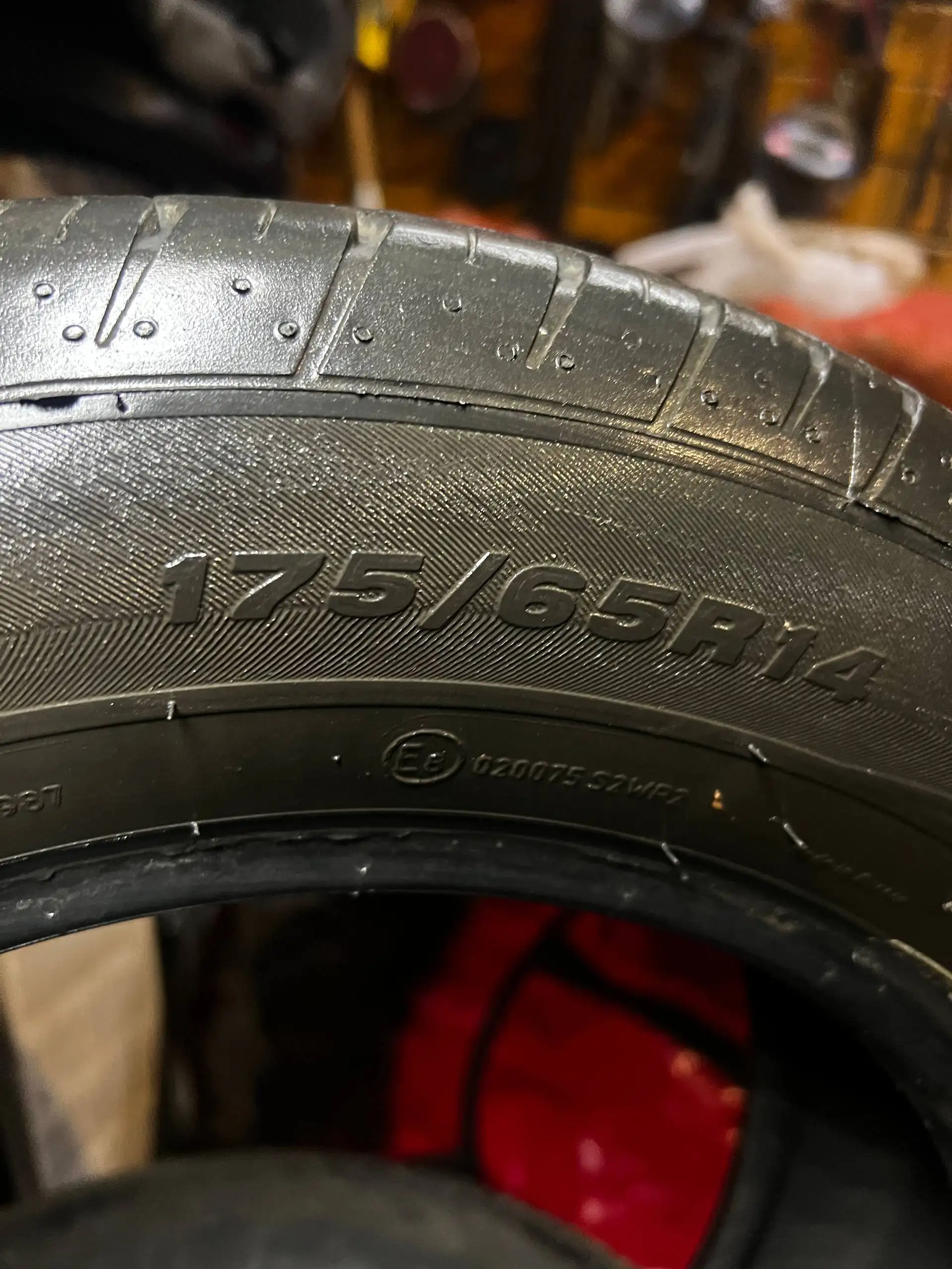 Viatti лето 4 баллона 175/65r14 2022г - Шины и диски (Запчасти) в Иркутск
