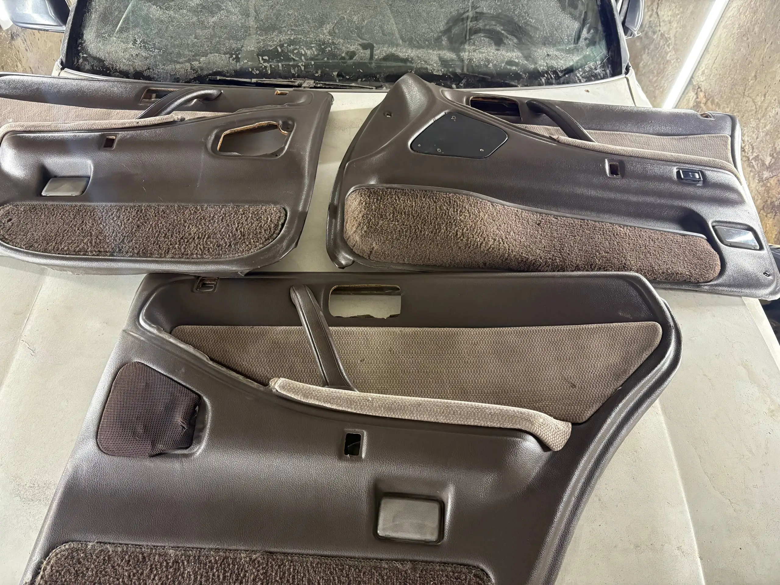 CROWN GS131 в разбор с двигателем 1G-FE и АКПП 03-70L - Автозапчасти (Запчасти) в Иркутск