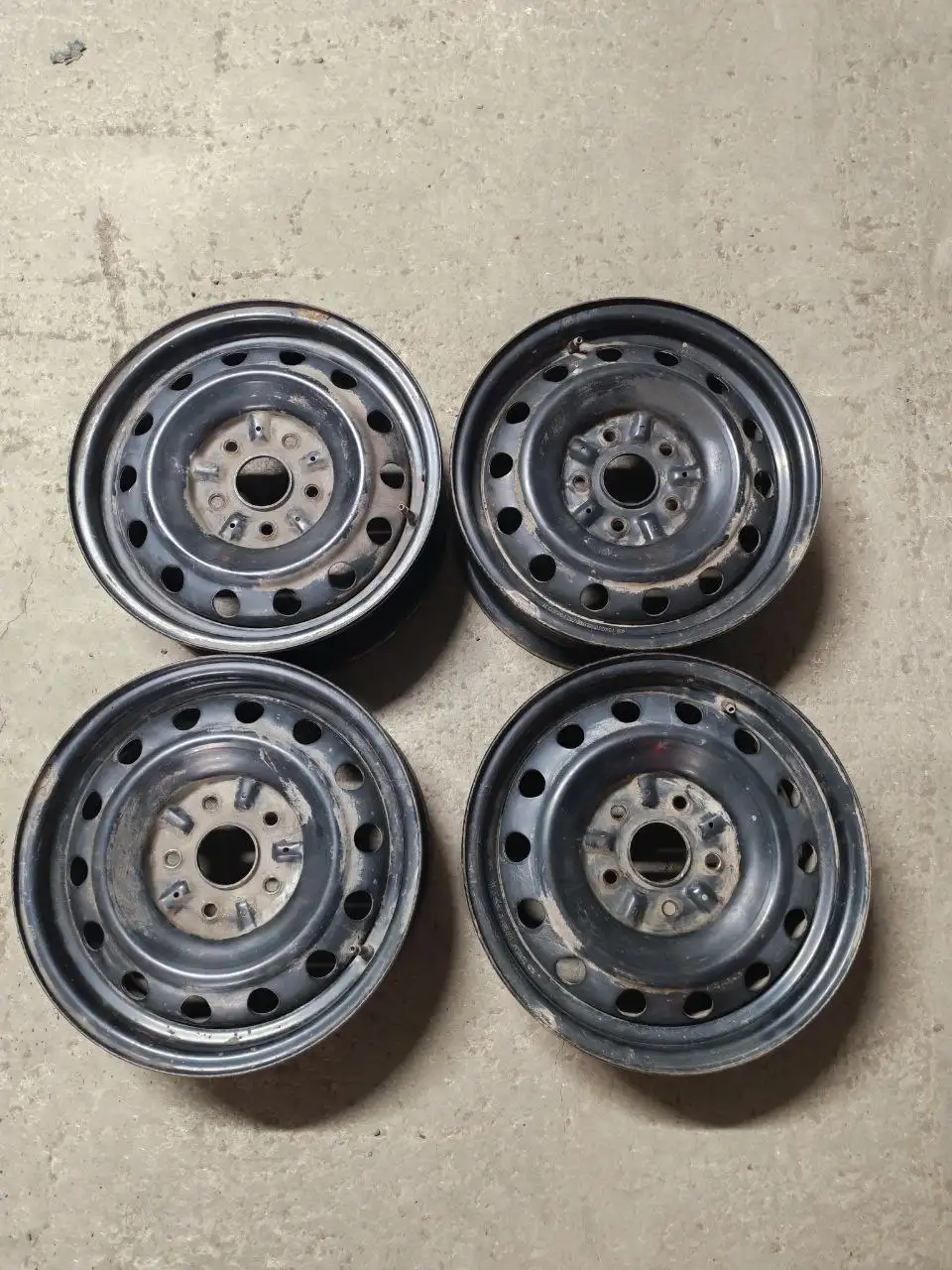 Продам штампованные диски 5x114.3 R15 - Диски (Запчасти) в Иркутск