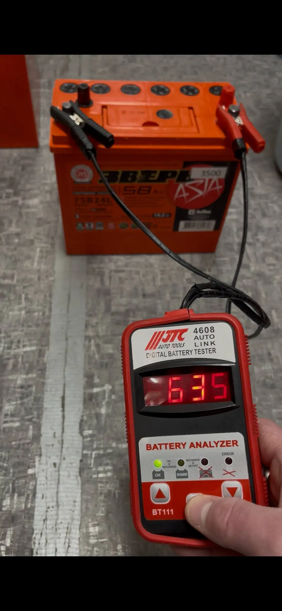 Аккумуляторы Зверь 75В24L - Автомобильные аккумуляторы (Запчасти) в Иркутск