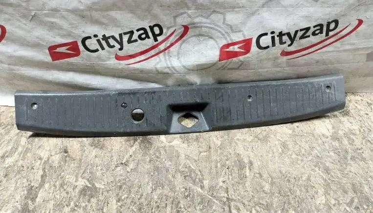 Куплю накладку замка багажника Nissan AD VY12 - Автозапчасти для Nissan (Запчасти) в Иркутск