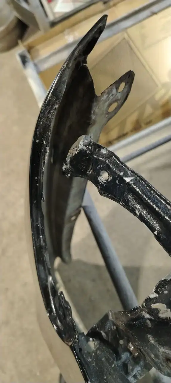 Переднее правое крыло для Марк 2 (100) - Кузовные запчасти (Запчасти) в Иркутск