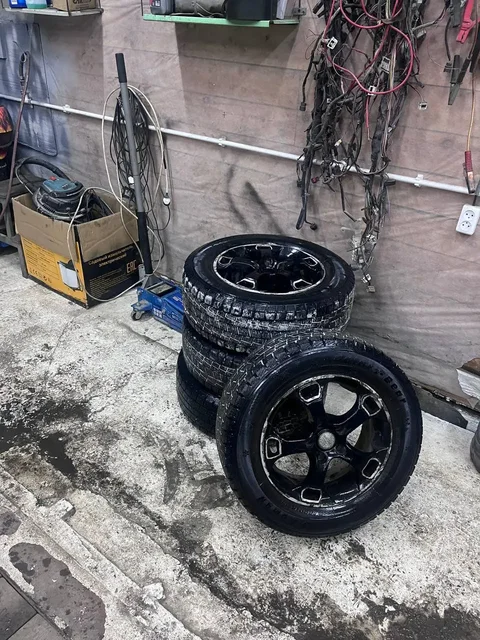 Диски 5х114,3 R16 с резиной Foman 215/65/16 - Диски и шины в Иркутск