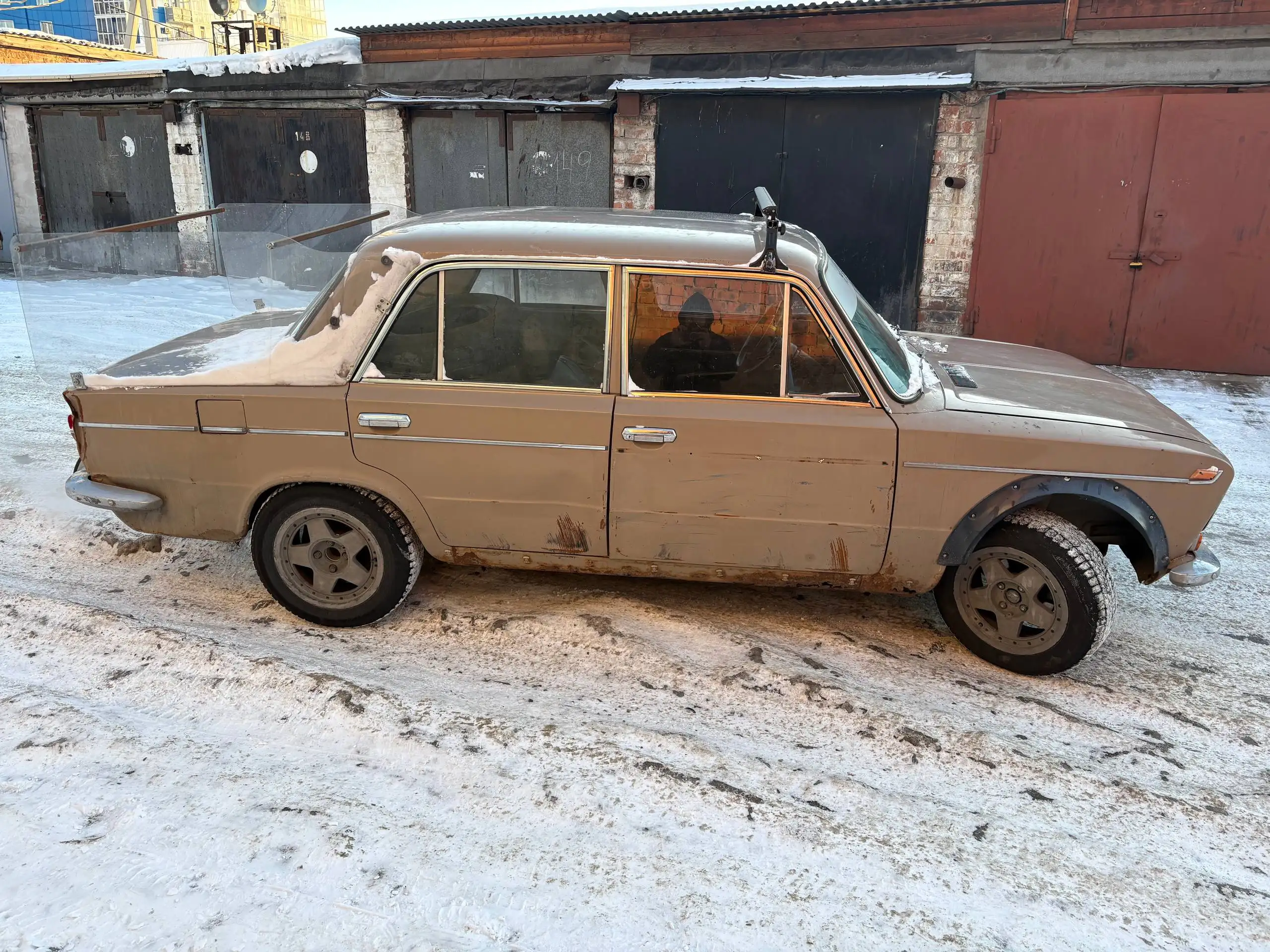 ВАЗ 2103 в полный разбор - Автозапчасти (Запчасти) в Иркутск