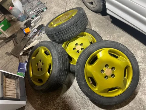 Продам комплект 17 5 114 на лете 215 50 17 - Аудиокомпоненты в Иркутск