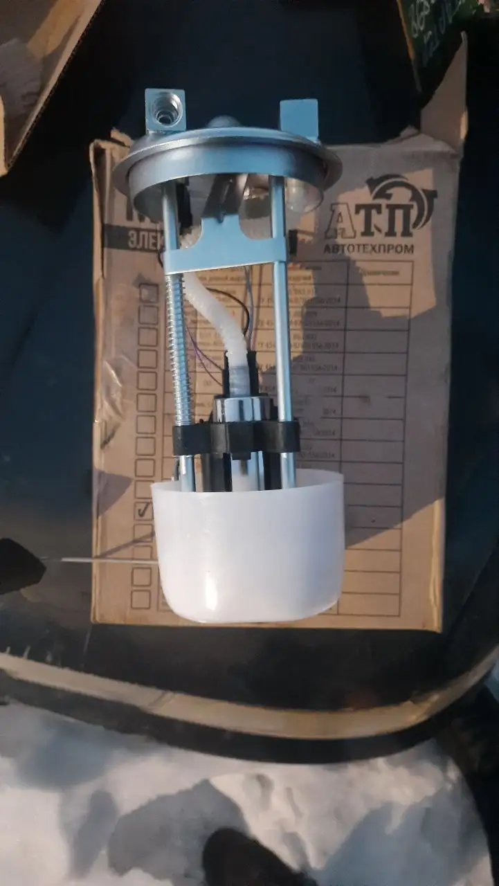 Бензонасос УАЗ новый - Автозапчасти (Запчасти) в Иркутск