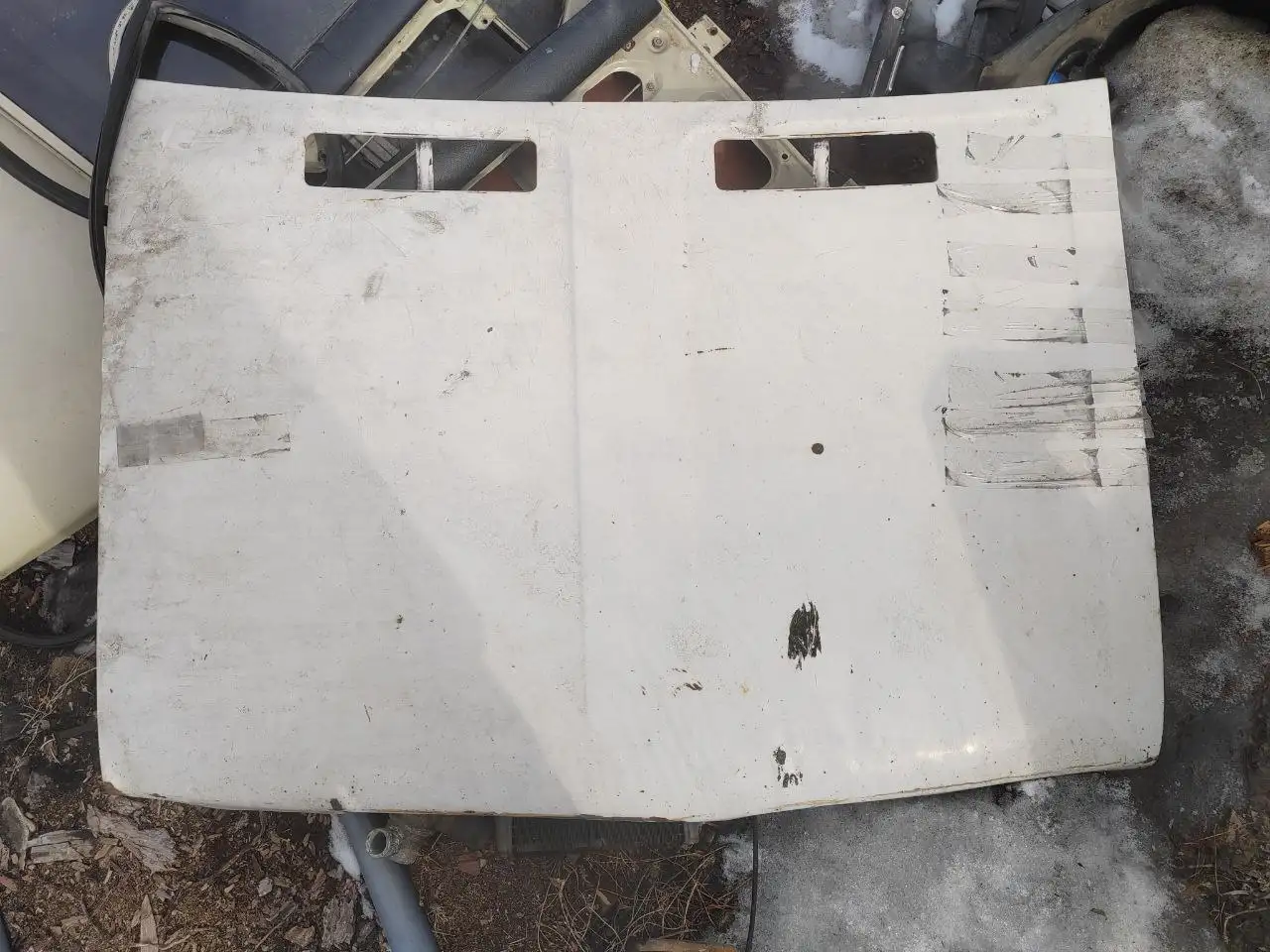 Капотины 03-06 на авторынке - Кузовные детали (Запчасти) в Иркутск
