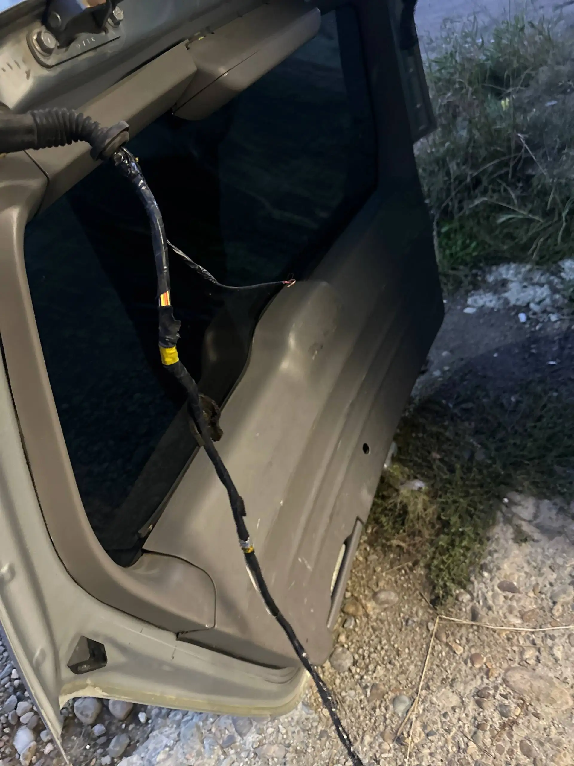 Продам заднюю дверь багажника Subaru Forester sg 2007г. - Автозапчасти (Запчасти) в Иркутск