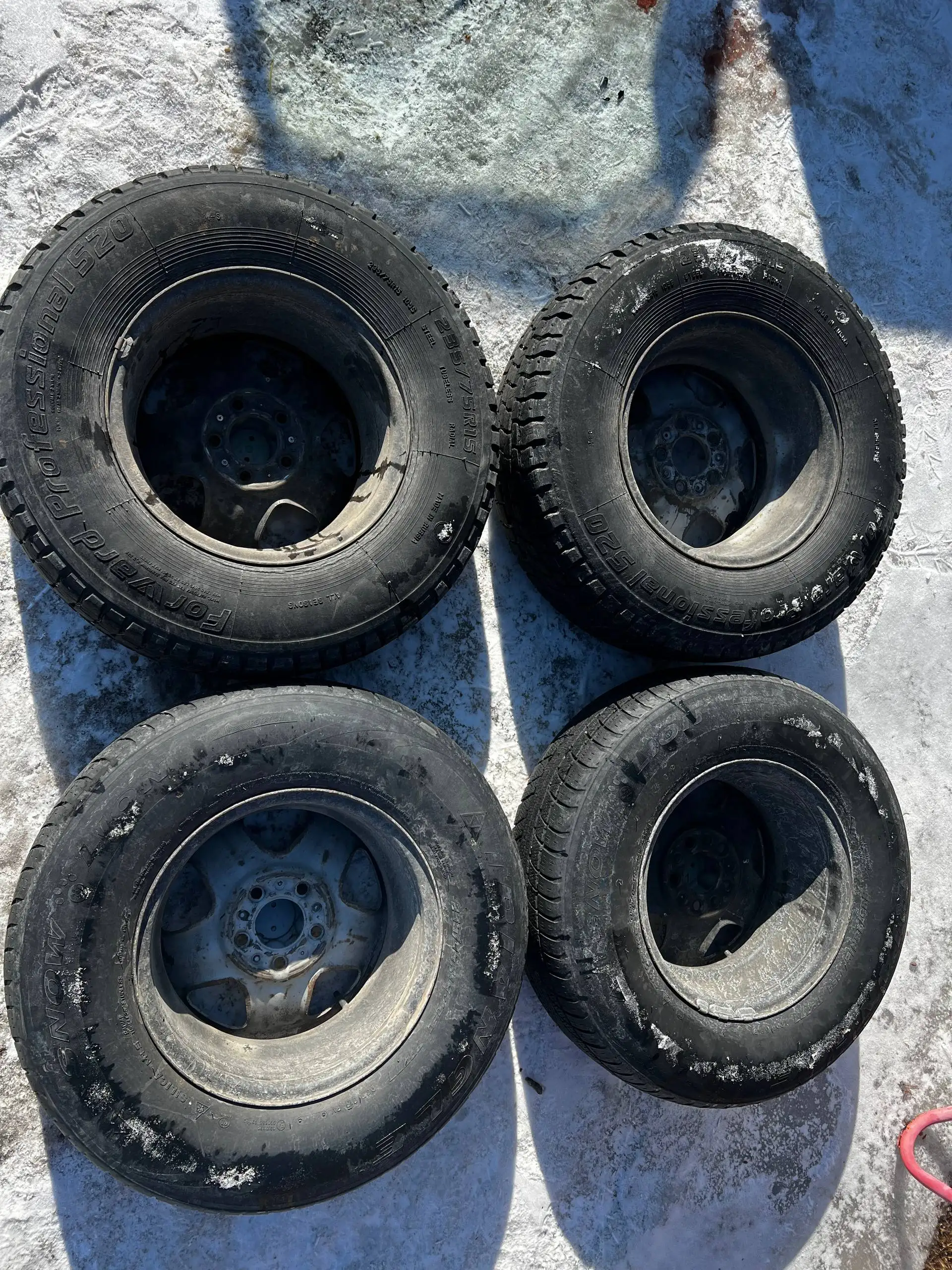 Комплект колес r15 с запаской - Диски и колеса (Запчасти) в Иркутск