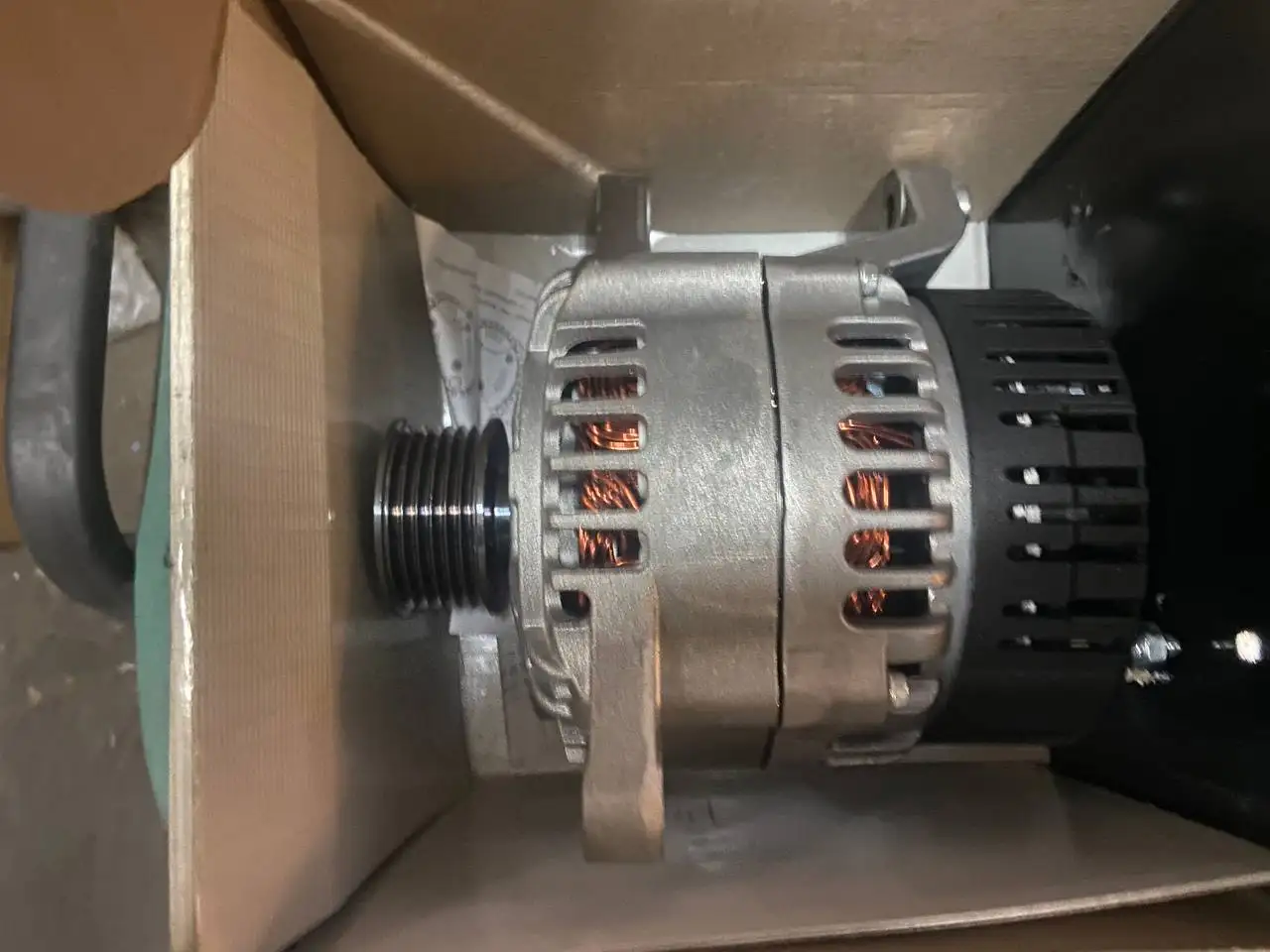 Продам генератор Газель Бизнес под ремень 6 рк 4216 - Автозапчасти (Запчасти) в Иркутск