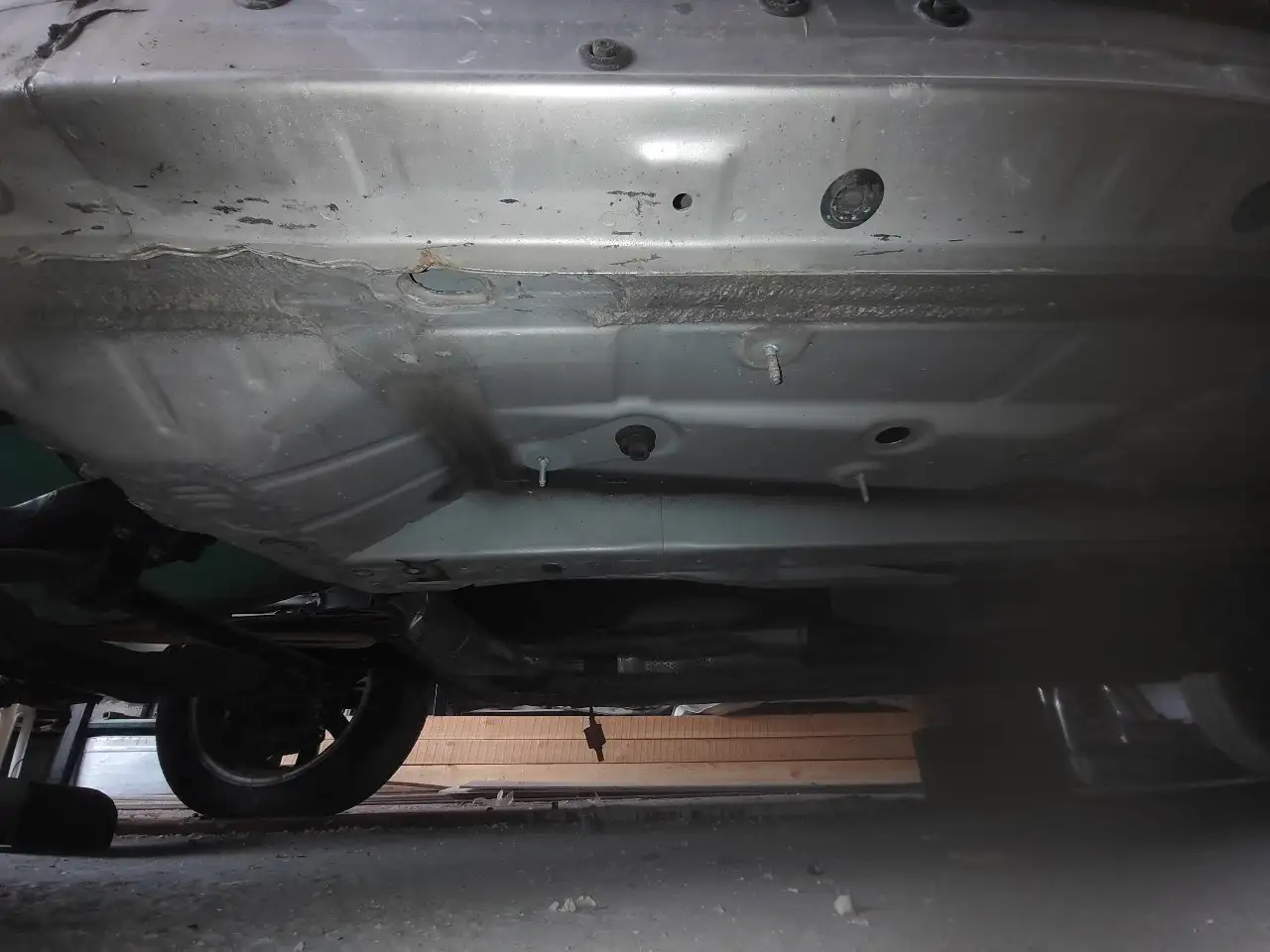 Продам кузов Lexus LS460 - Кузовные детали (Запчасти) в Иркутск