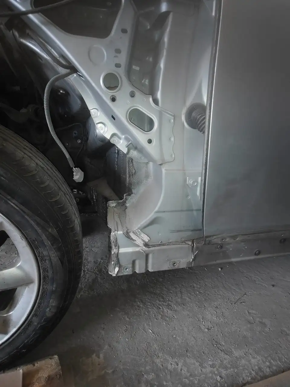 Продам кузов Lexus LS460 - Кузовные детали (Запчасти) в Иркутск