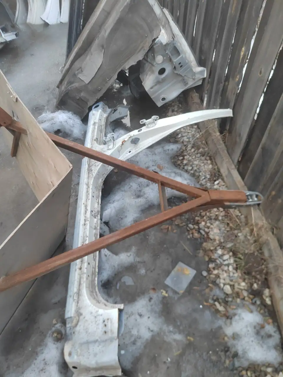 Продажа автозапчастей для японских автомобилей в Иркутске - Кузовные детали (Запчасти) в Иркутск