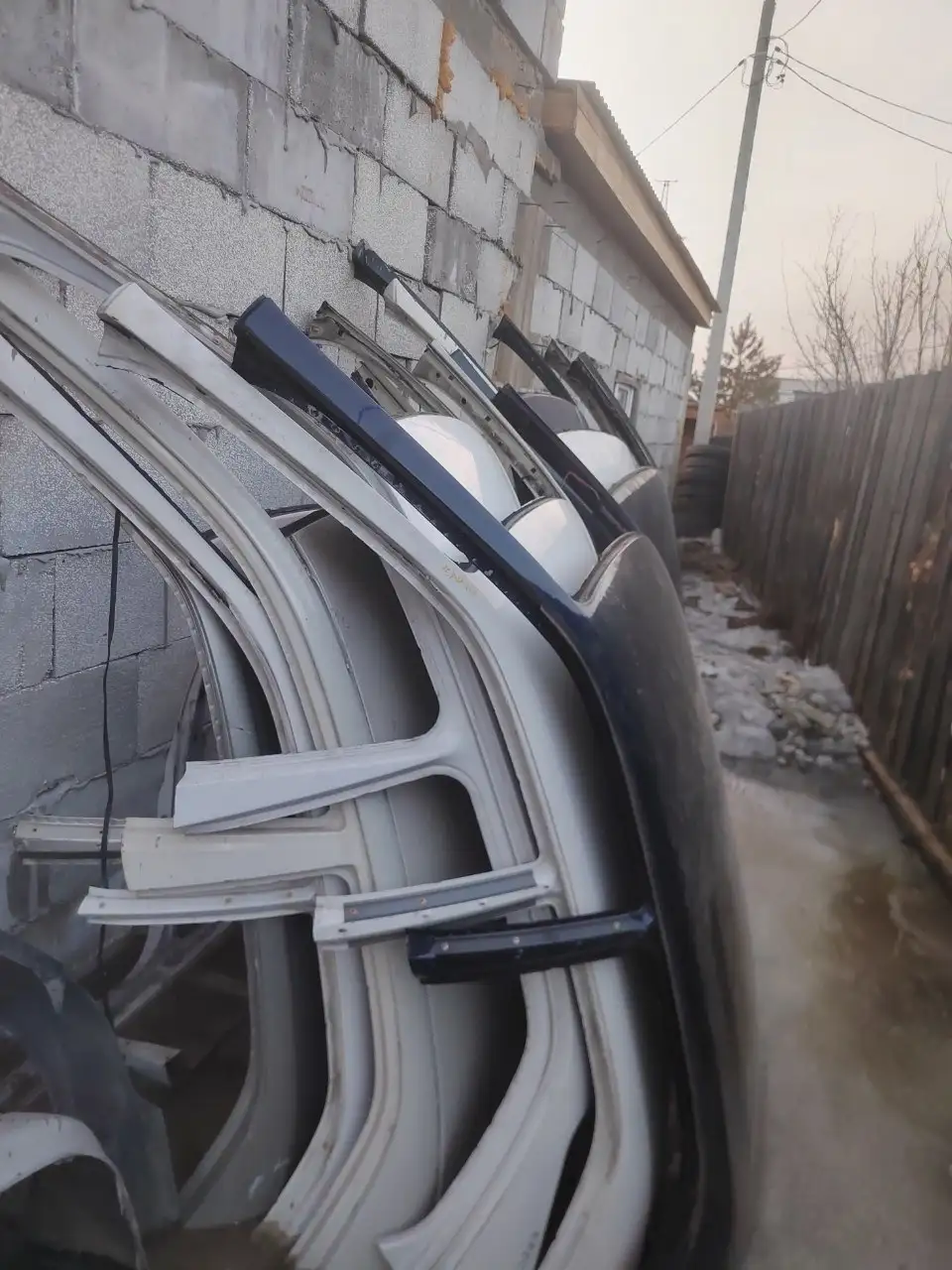 Продажа автозапчастей для японских автомобилей в Иркутске - Кузовные детали (Запчасти) в Иркутск