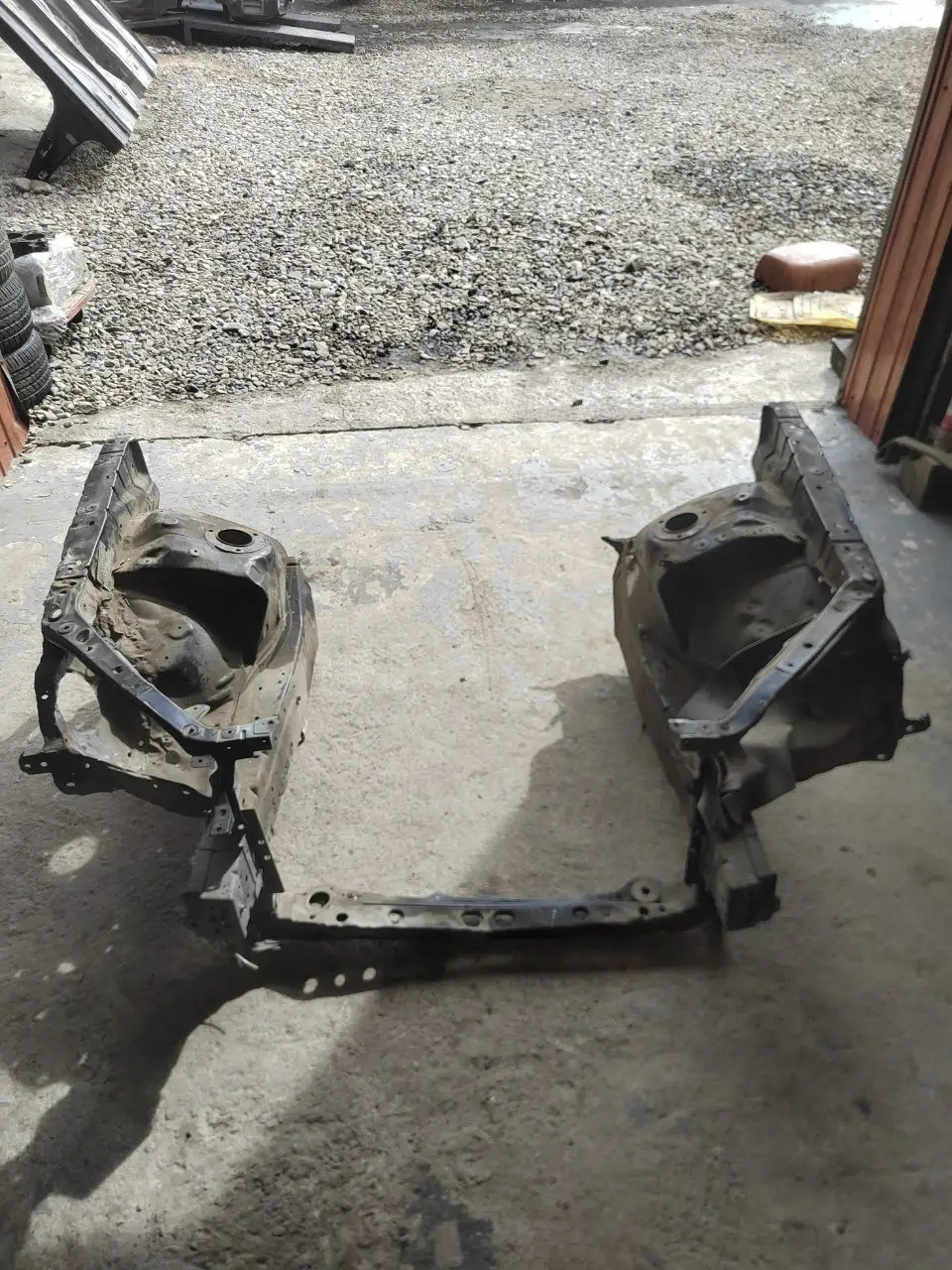 Кузовные детали на Toyota Mark II, Chaser, Cresta 90/100/110 - Кузовные детали (Запчасти) в Иркутск