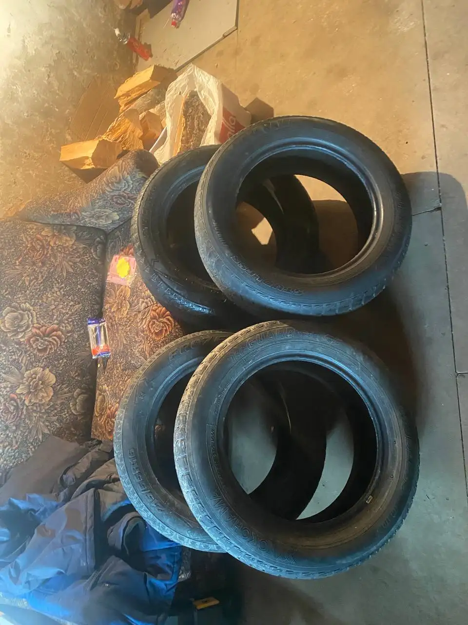 Продажа двух комплектов колес R18 и R16 - Шины и диски (Запчасти) в Иркутск