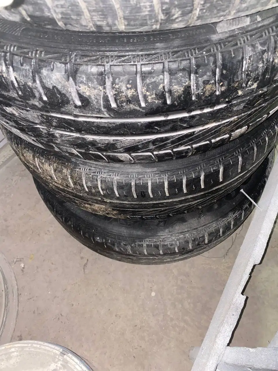 Диски после покраски 5-114,3 с резиной 195-65р15 - Диски и резина (Запчасти) в Иркутск