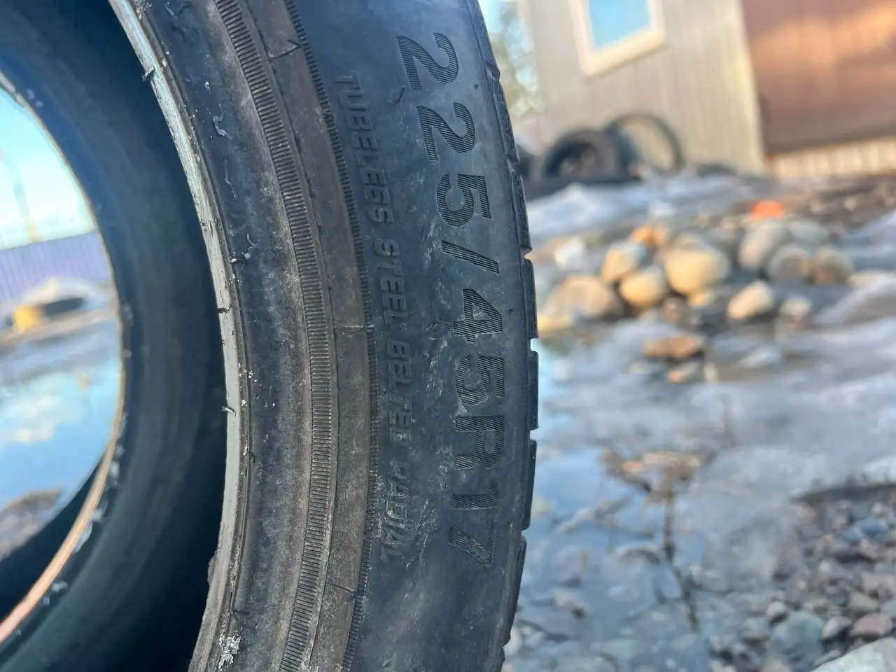 Автопокрышки 225/45/17 - Шины (Запчасти) в Иркутск