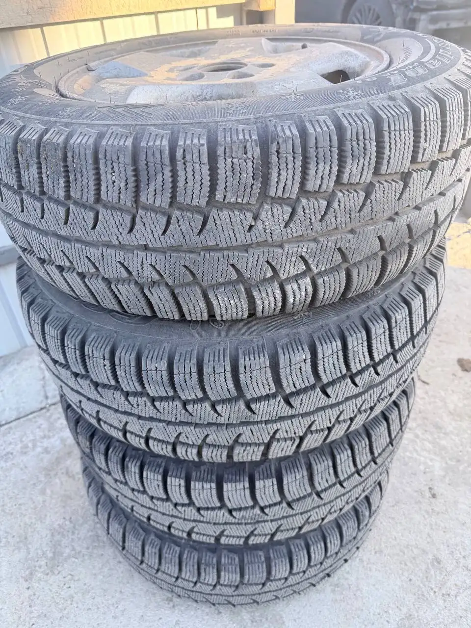 Литье на резине жирной 5/114.3 R16 - Колеса и диски (Запчасти) в Иркутск