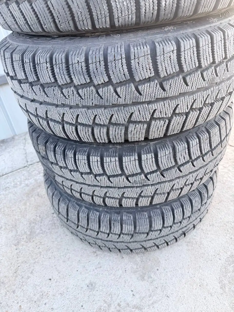 Литье на резине жирной 5/114.3 R16 - Колеса и диски (Запчасти) в Иркутск