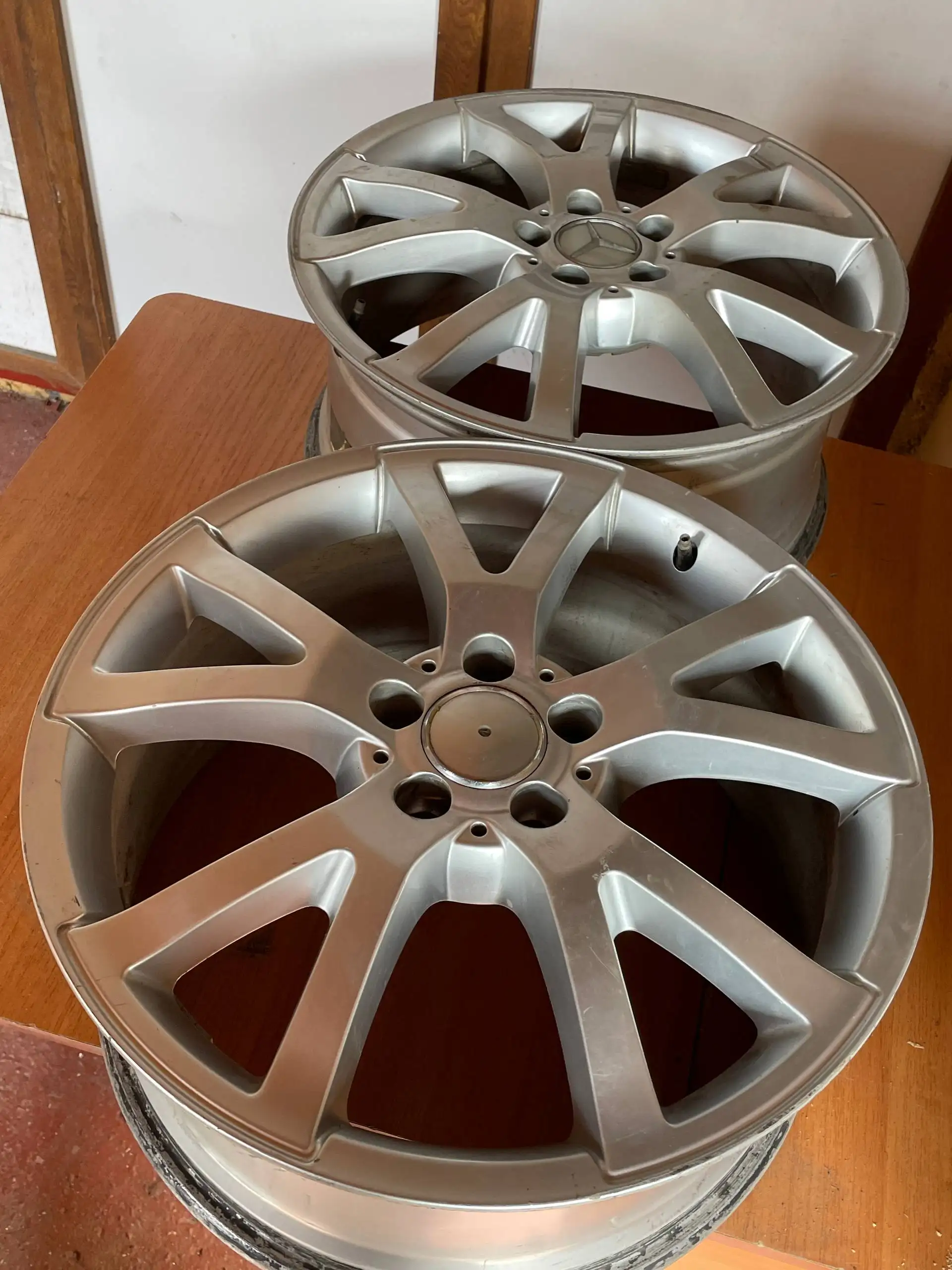 Продам бардюры коцки для авто - Автозапчасти (Запчасти) в Иркутск