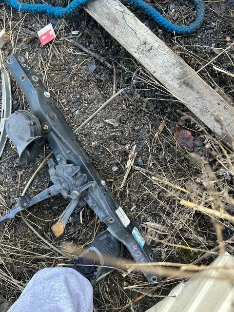 Рамка радиатора с замком и реснички - Экстерьер в Иркутск