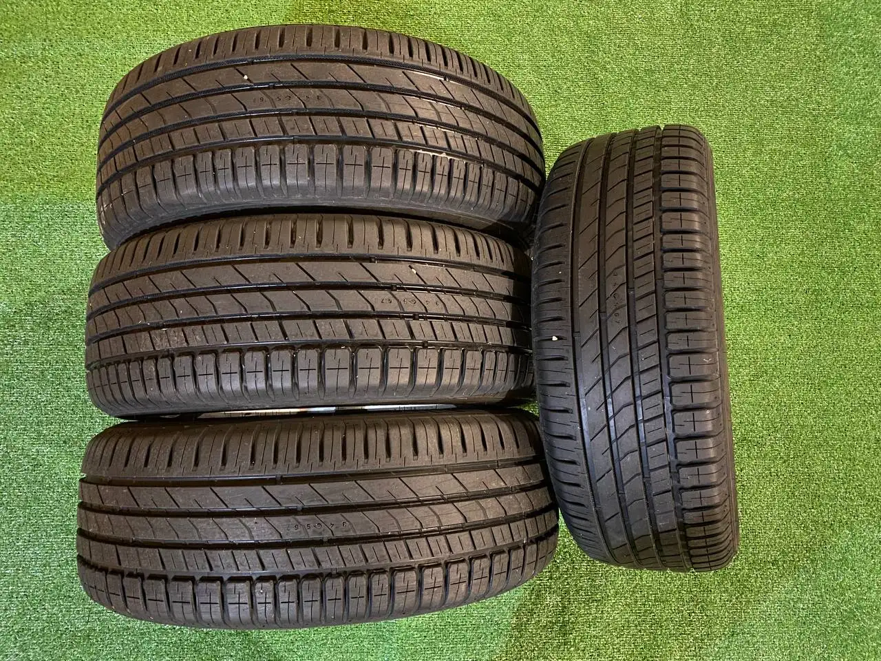 Продам комплект летних шин Ikon Tyres Character ECO 205/55/R16 - Шины (Запчасти) в Иркутск