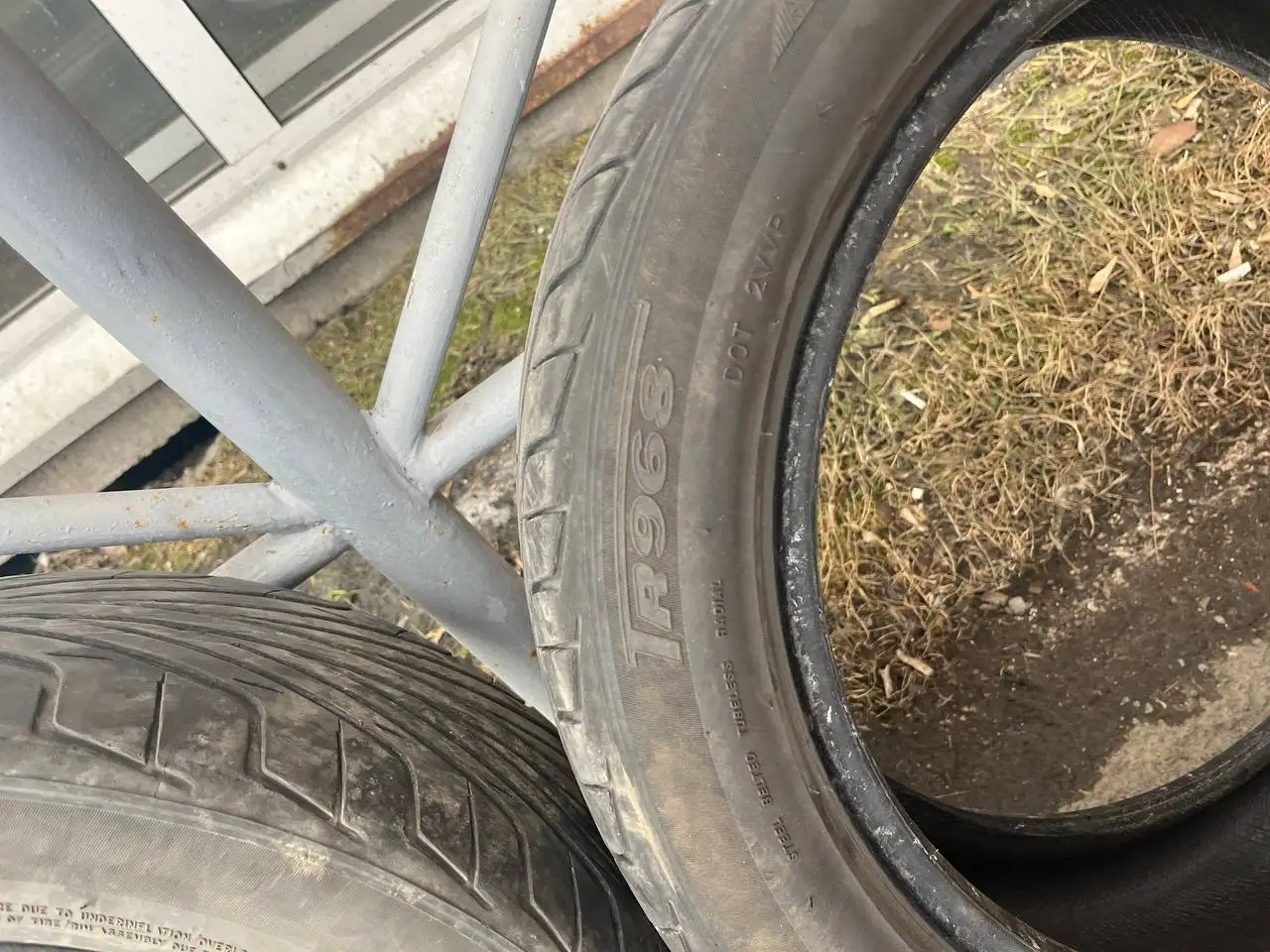 Продам резину Triangle TR968 225/50 r17 - Шины и диски (Запчасти) в Иркутск