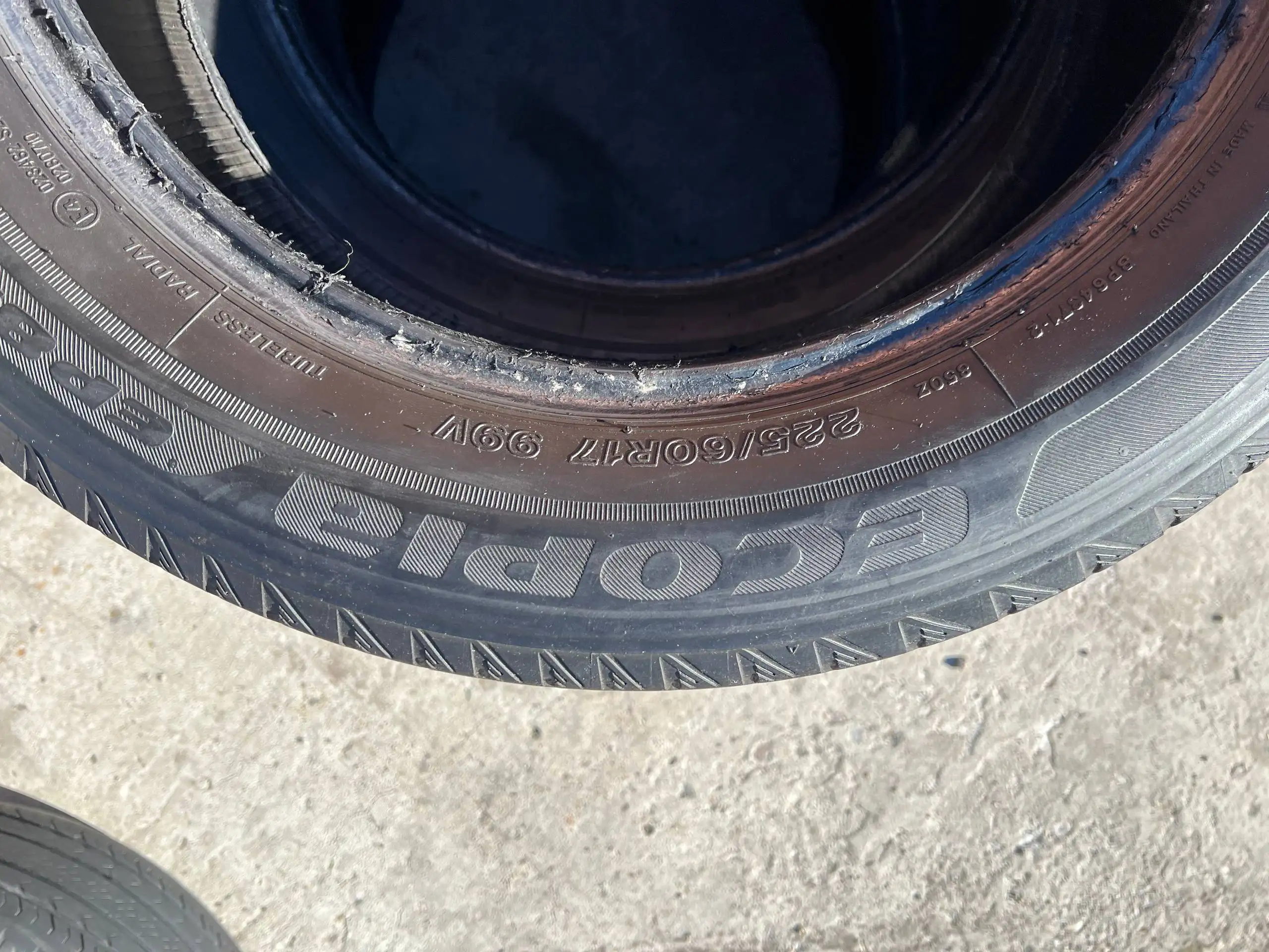 Шина 225/60 R17 - Шины (Запчасти) в Иркутск