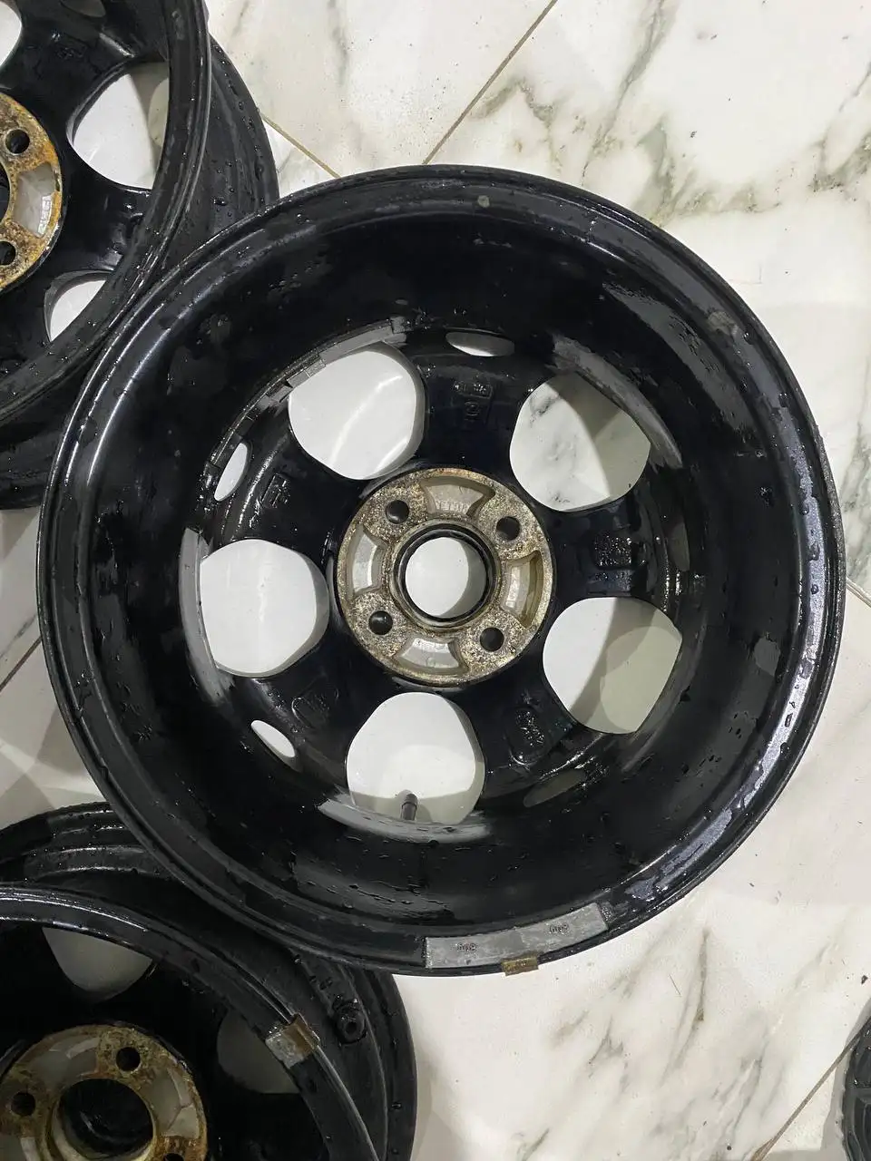 Литые диски R14 4x100 6J ET-38 для Toyota Corolla - Диски (Запчасти) в Иркутск