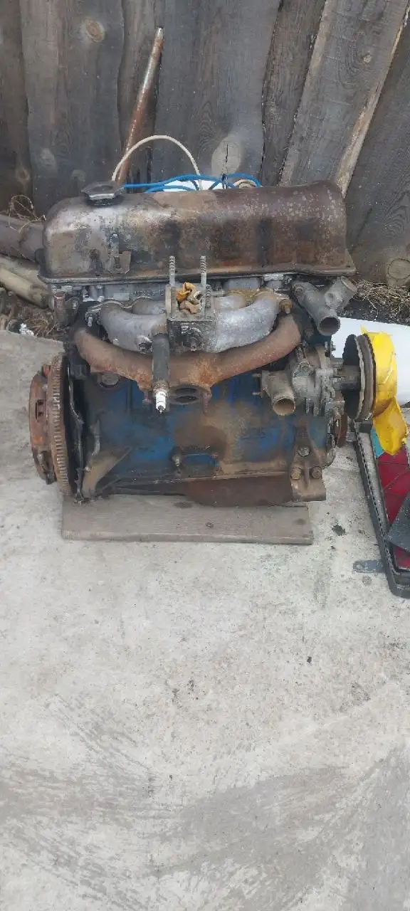 Мотор в рабочем состоянии - Двигатели (Запчасти) в Иркутск