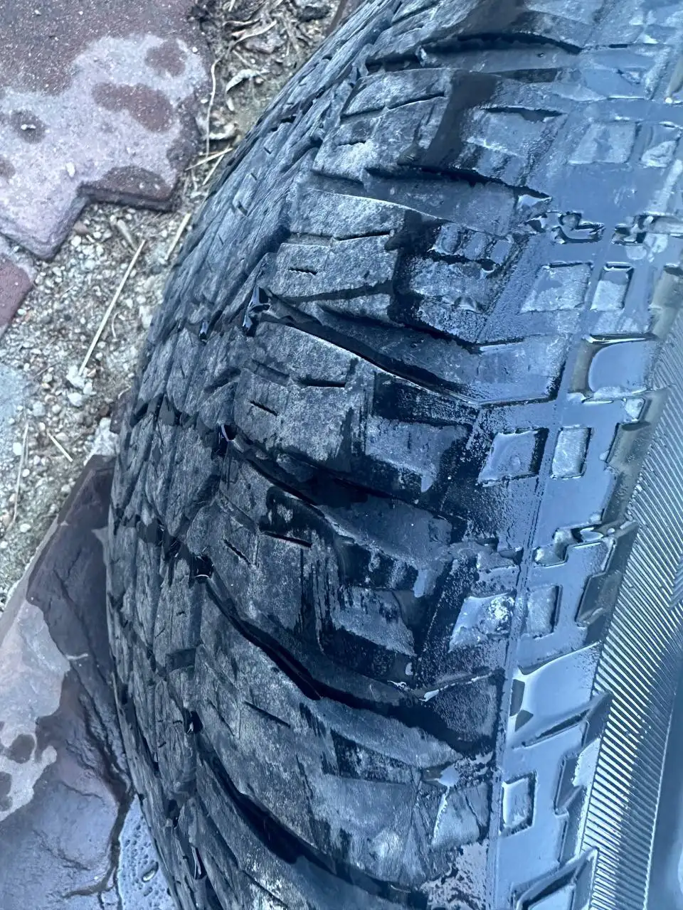 Колеса от крузака 200 с резиной Yokohama Geolandar A/T G015 - Шины и диски (Запчасти) в Иркутск