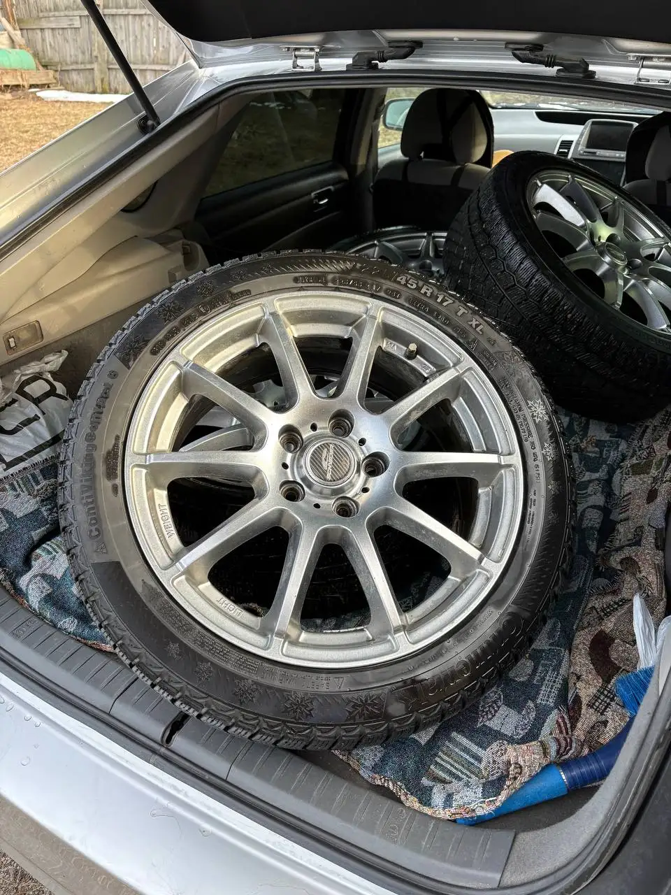 Продам диски A-tech Schneider R17 с зимней и летней резиной - Диски и шины (Запчасти) в Иркутск