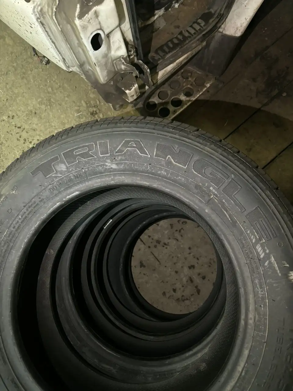 Новая резина для автомобиля - Шины (Запчасти) в Иркутск