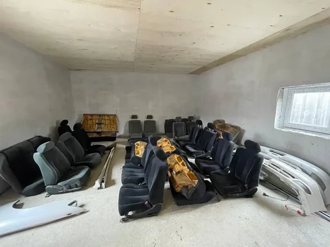 Продам сиденья комплектами - Автозвук в Иркутск