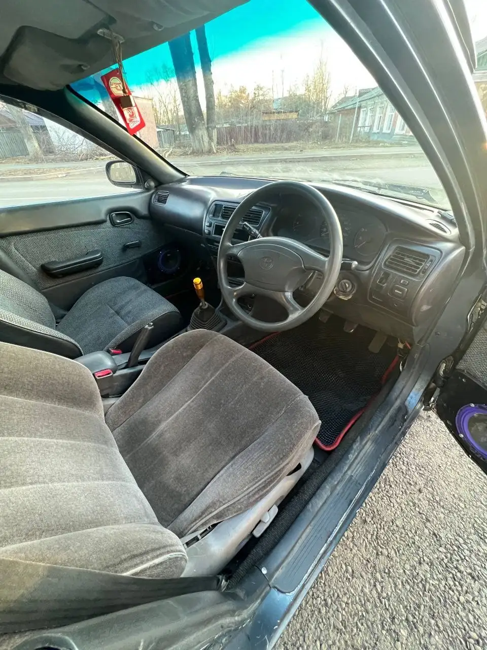 100 Королла на полном ходу - Toyota Corolla (Авто) в Иркутск