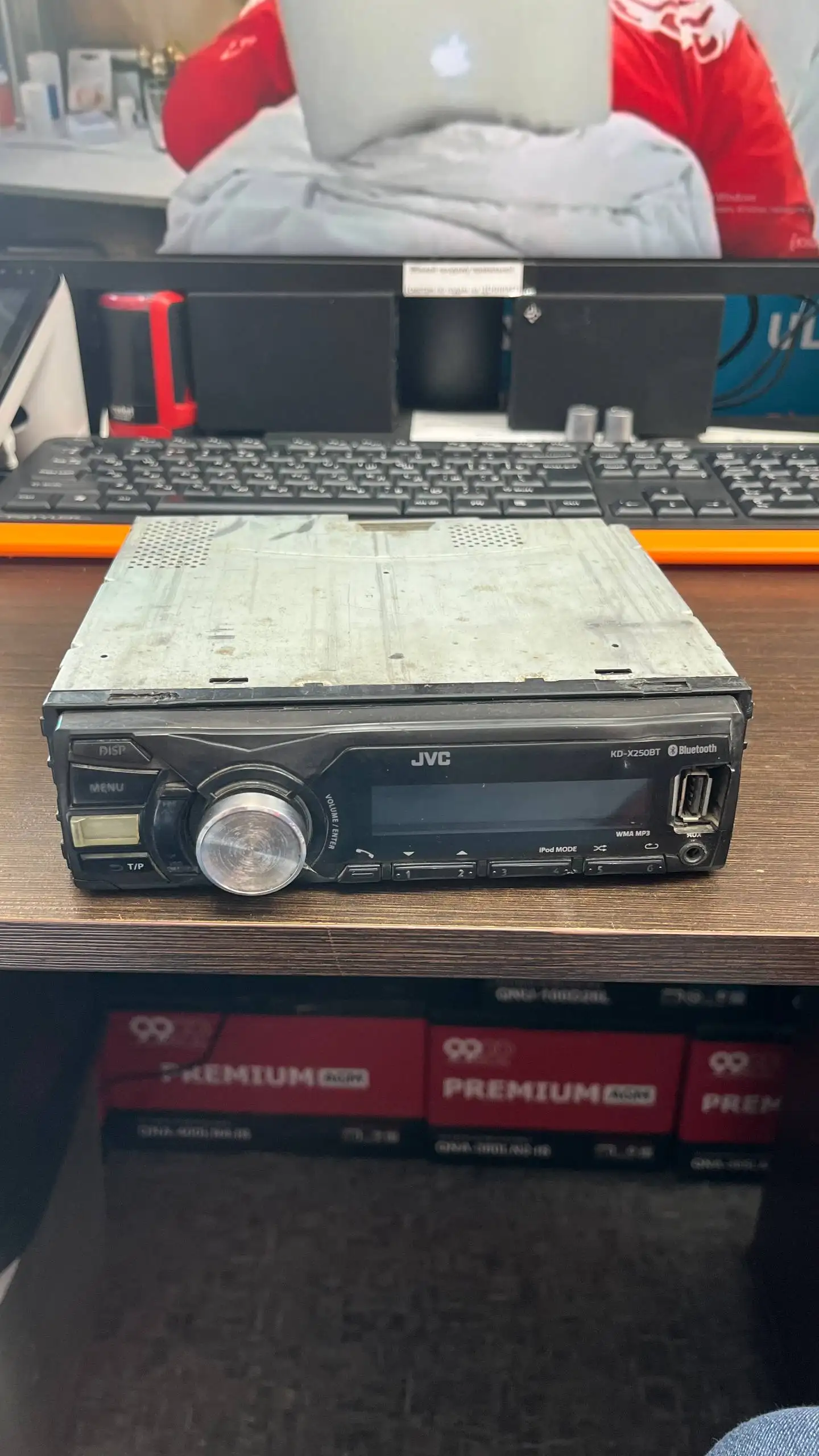 Автомагнитола с Bluetooth 1300р - Автоэлектроника (Запчасти) в Иркутск