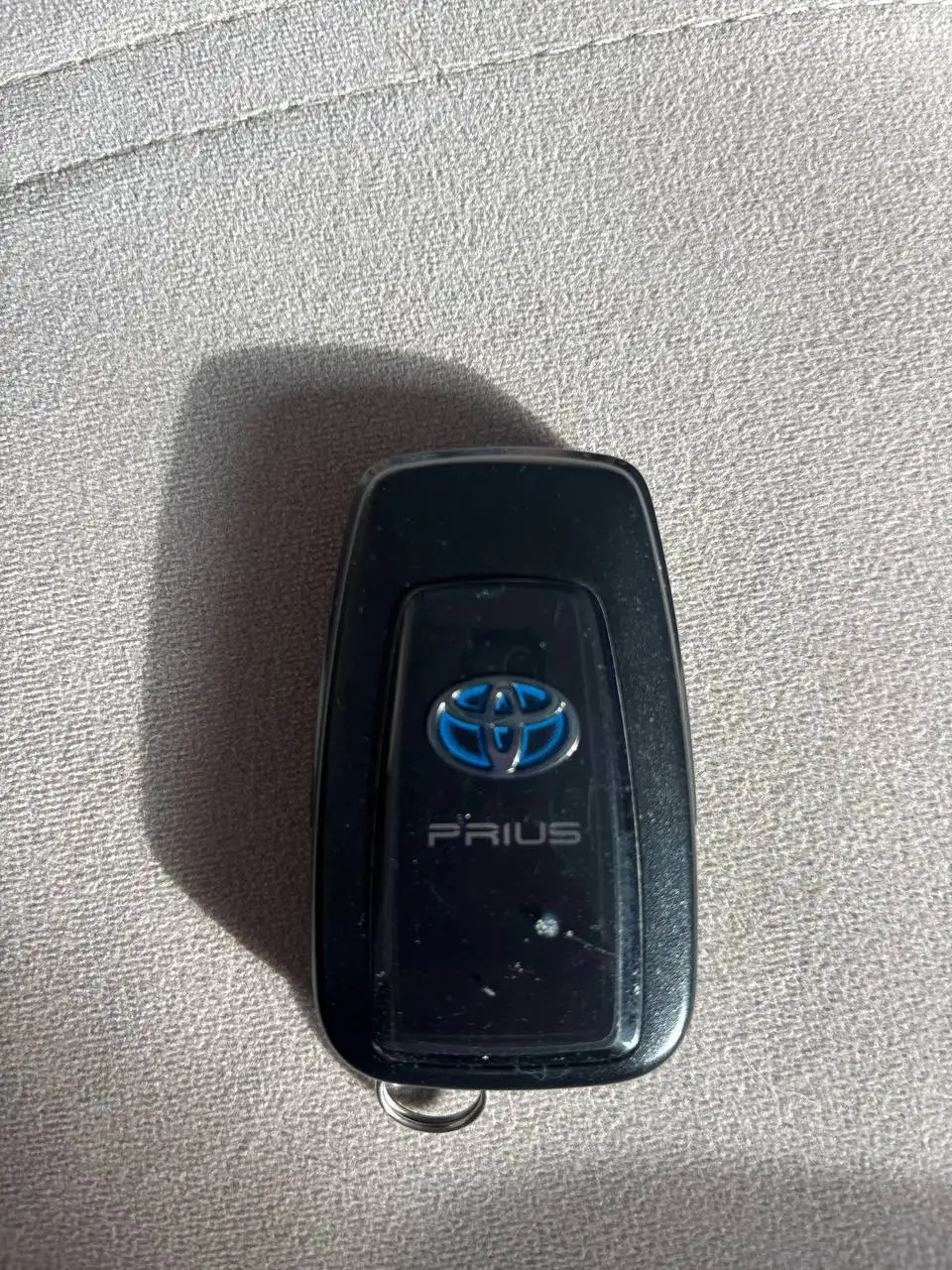 Продам ключ приус - Ключи и иммобилайзеры (Запчасти) в Иркутск