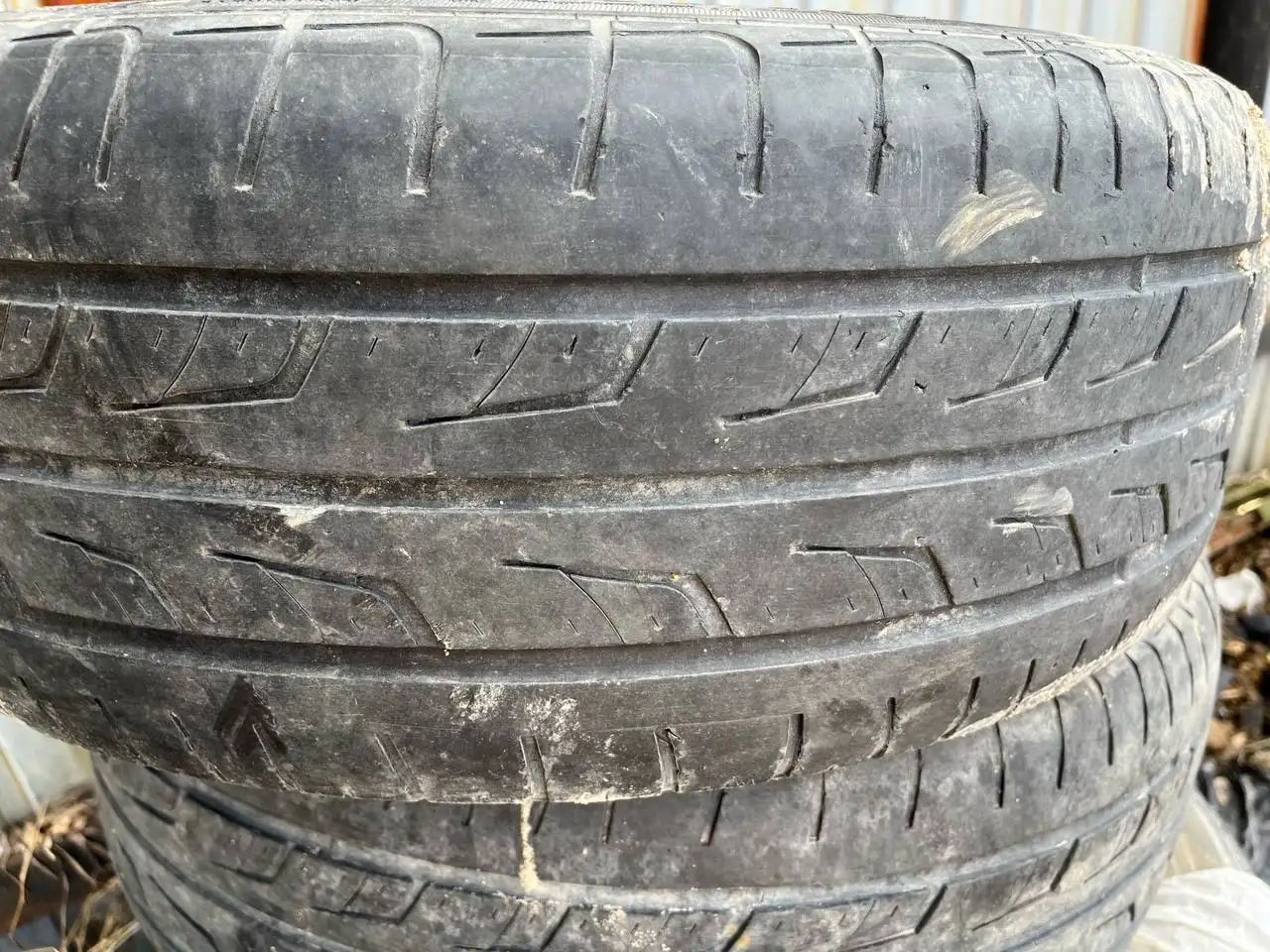 Шины 205/55R16 на сезон 4000₽ - Шины и диски (Запчасти) в Иркутск