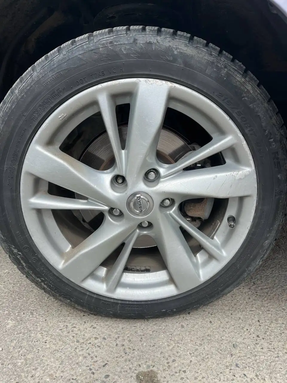 Шины 215/50/R17 5х114 - Шины и диски (Запчасти) в Иркутск
