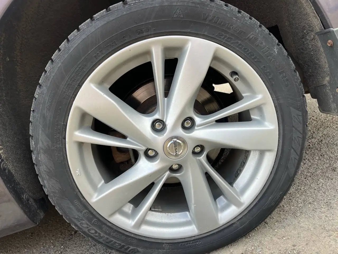 Шины 215/50/R17 5х114 - Шины и диски (Запчасти) в Иркутск