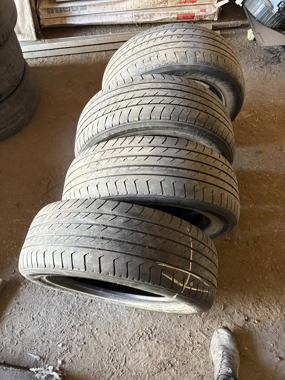 Комплект шин 215/60 R16 с ремонтом баллона - Шины (Авто) в Иркутск