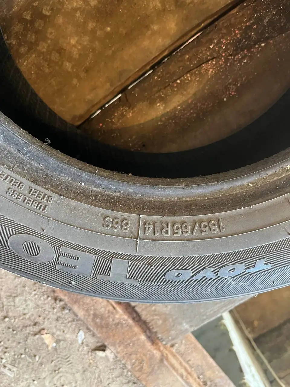 Продам резину на докат 185/65 R14 - Шины и диски (Запчасти) в Иркутск